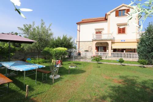  Apartment Zinka, Pension in Šilo