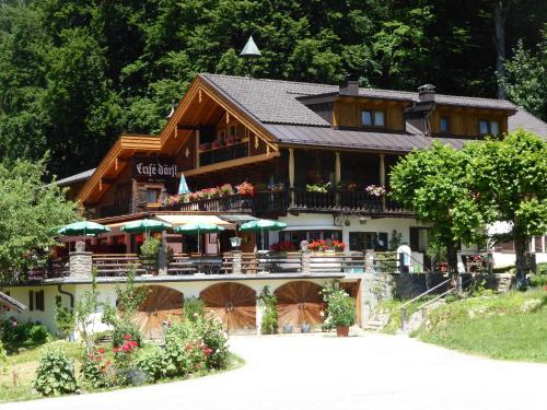 Gasthaus - Pension - Café Dörfl, Kiefersfelden
