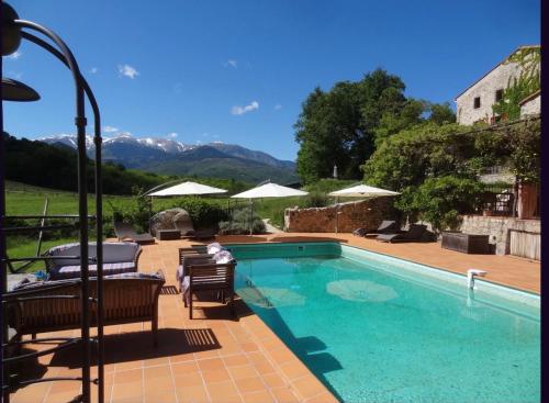 Accommodation in Saint-Laurent-de-Cerdans