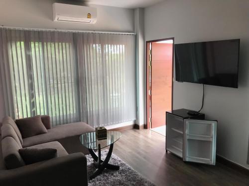 Facilities, SB Holiday Resort. in Saraphi