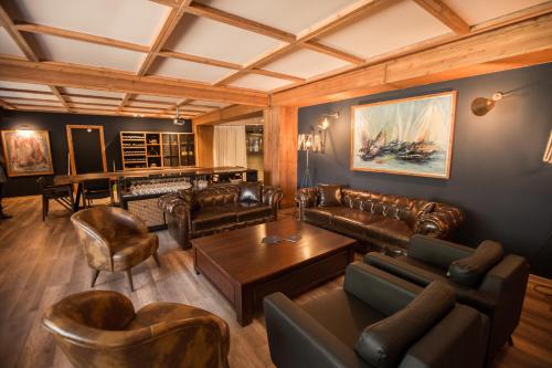 Gillham Vineyard Hotel - image 4
