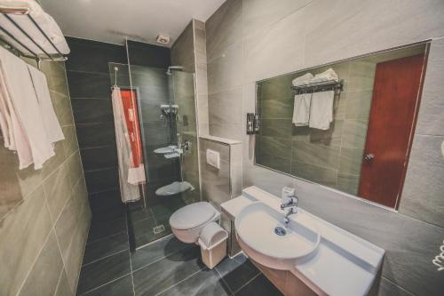 Hotel Kaonia – Saranda, OR