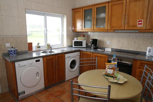  The Beach Apartment "WOW" in Ponta Delgada