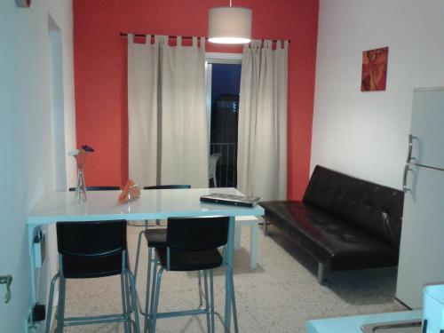 Iekārtas, Elenapa Holiday Apartments in Aijanapa