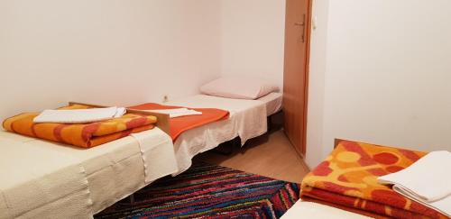 Double or Twin Room with Shared Bathroom