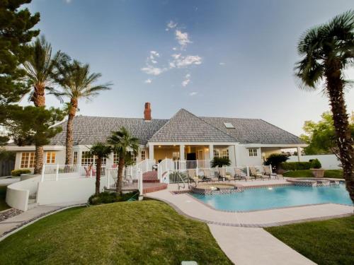 Villa Carota - 6 bedrooms and a Casitas, Las Vegas (photo 3)