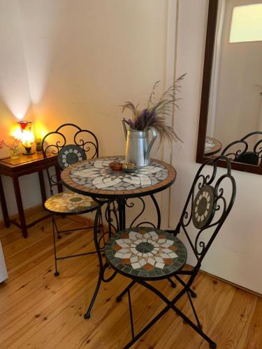 המקום של נטע in Mitzpe Hila