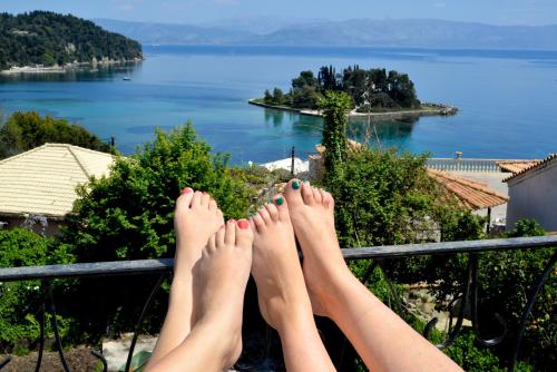  Corfu Story in Perama