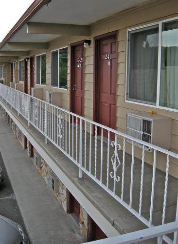 Royal Motor Inn