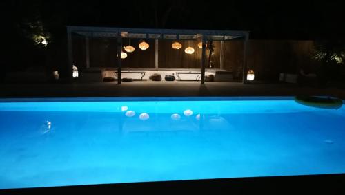  NWT Villa Tower in San Antonio