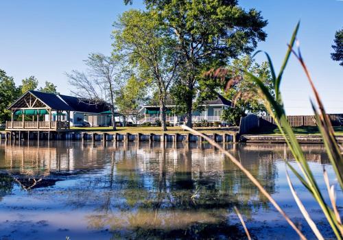 A Chateau on the Bayou Bed & Breakfast