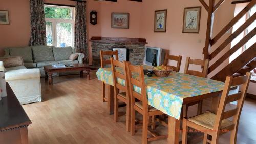 Manoir de Kerguezennec Holiday Home in Saint-Clet