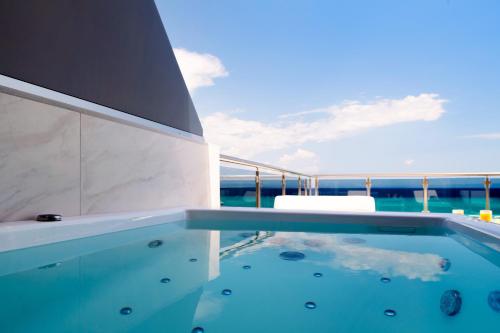Banheira de hidromassagem, Sea Level Hotel - Adults Only 16 plus in Chalkidiki