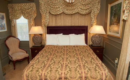 Bellevue Manor in Newport, USA