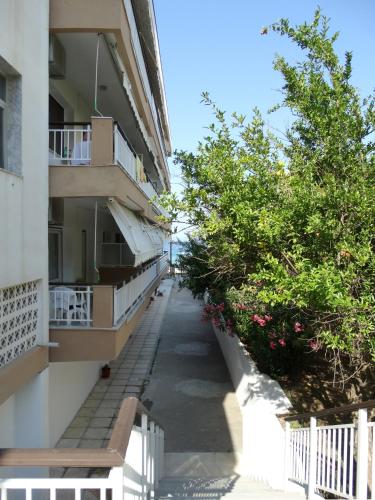 Voula Seaside Apartments