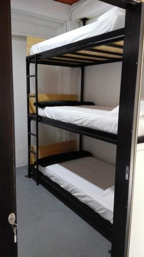 Hostal Real Hostel