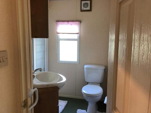 61 Glenfinart Caravan Park
