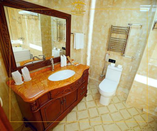 room detail thumbnail 2