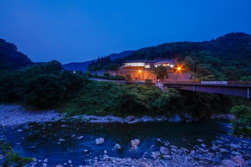 Blue Villa Anabuki - 숙소 외관