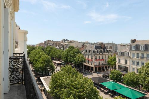 Hôtel Bristol Reims - Hôtel - Reims