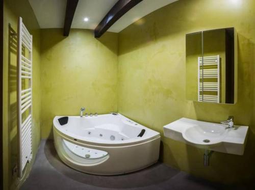 Albergue Boi Romanic Suites - image 12
