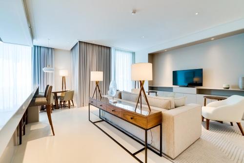 Vida Downtown Residences - image 11