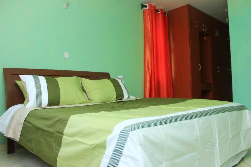 Essy's Apartments Nakuru with pool & GYM