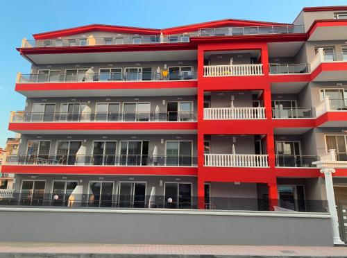  Red Luxury Aqua in Paralia
