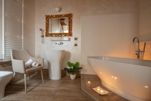 イ フィウミ ディ ナヴォーナ