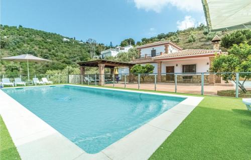 Five-Bedroom Holiday Home