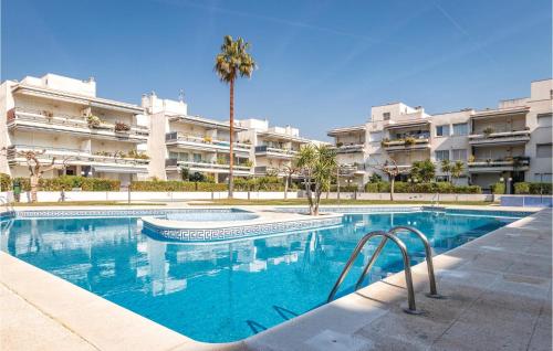 Awesome apartment in Cubelles with WiFi, Outdoor swimming pool and Swimming pool - Apartment - Cubelles