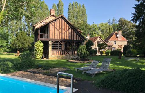 Le Domaine du Moulin Foulon - Chambre d'hôtes - Essay