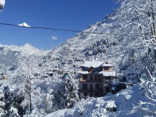 The Heritage, Sarahan in Sarahan