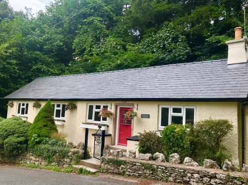 Hampsfell Cottage, quaint and comfy by the Lake District gîte à louer Grange-over-Sands