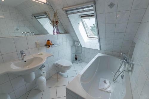 Romantik Hotel Fischerwiege – Ahrenshoop, PA