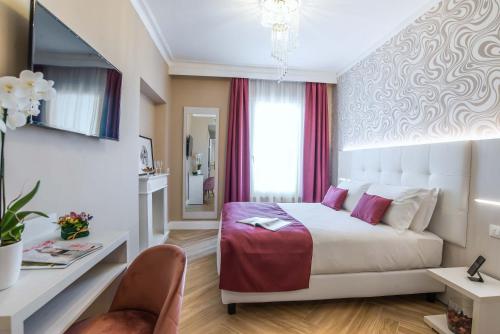 The Boutique Hotel - image 5