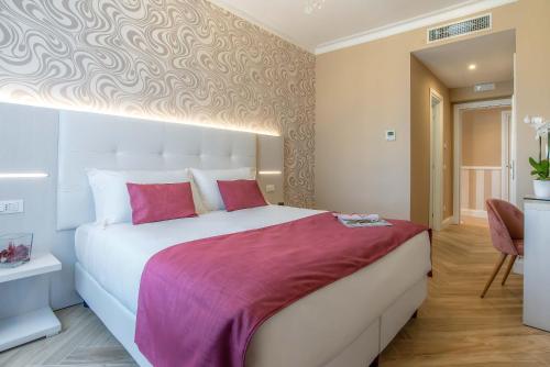 The Boutique Hotel - image 13