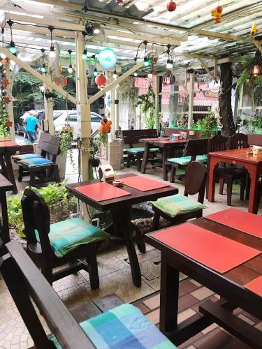 Honey House1 hotel