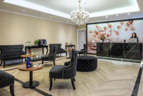 The Boutique Hotel - image 14