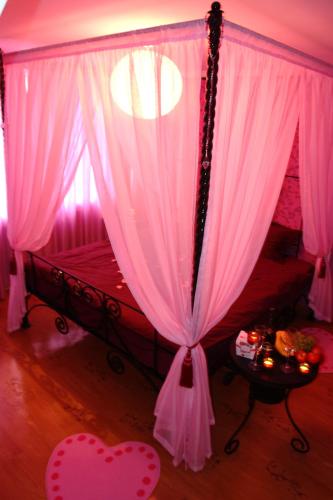 Kavkaz Hotel - image 4