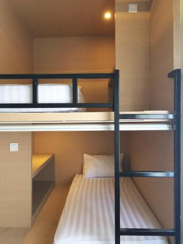 Xoxo Kuta Legian Hostel – Legian, CO