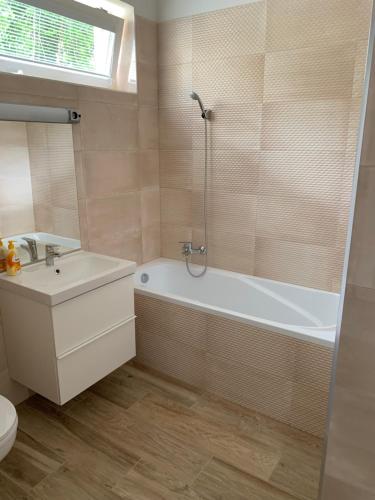 Katica Apartmanok, Шиофок (фото 7)