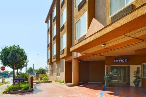 H3 Inn & Suites - LAX Airport - Los Angeles in Inglewood, USA