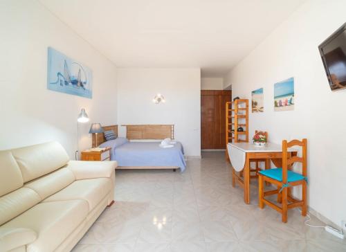  Blue apartments LK in Alvor