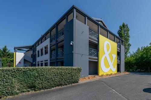 B&B Hôtel Perigueux Boulazac - image 2