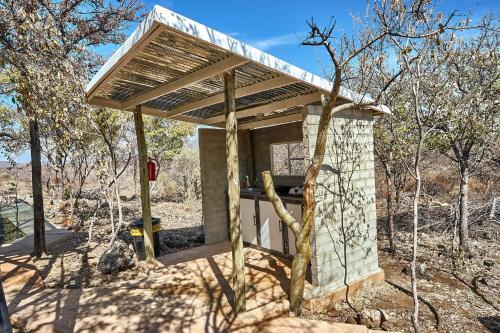 bucătărie, ZuriCamp - Tent Amani in Tsumeb