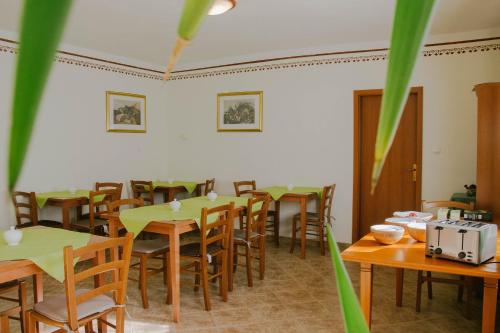 Ételek és italok, Rooms Pri Lovrizu in Kobarid