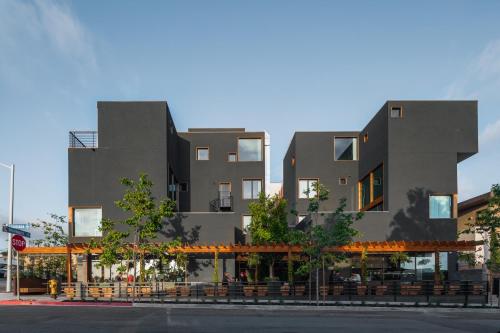 

Two-Bedroom on University Avenue Apt 206