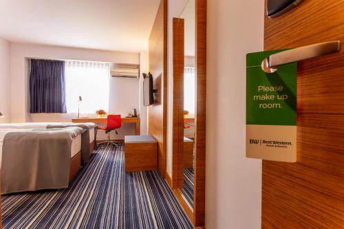 Best Western Terminus Hotel - image 11