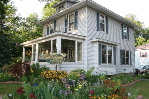 Serendipity Bed and Breakfast in Saugatuck, USA